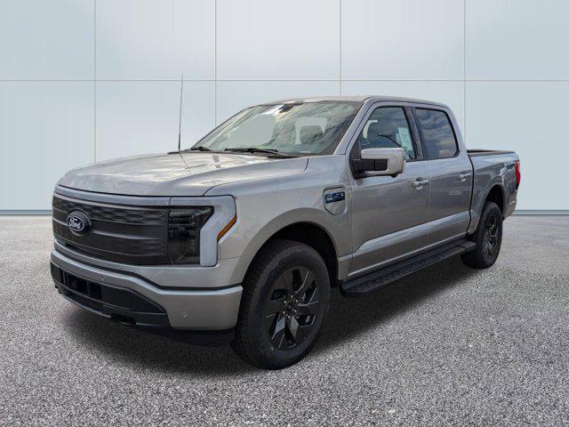 2024 Ford F-150 Lightning LARIAT