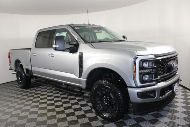 2024 Ford Super Duty F-350 SRW XLT