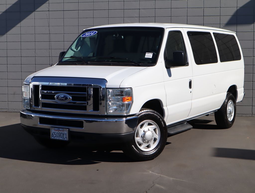 2014 Ford E-350SD XLT