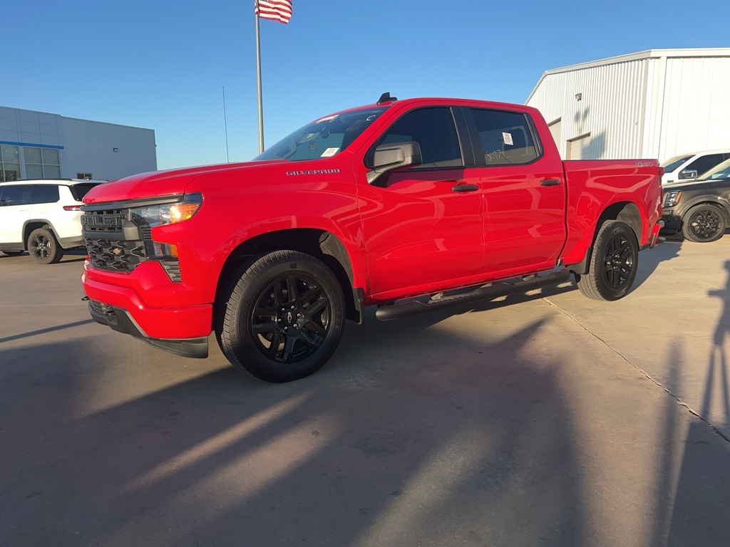 2024 Chevrolet Silverado 1500 Custom