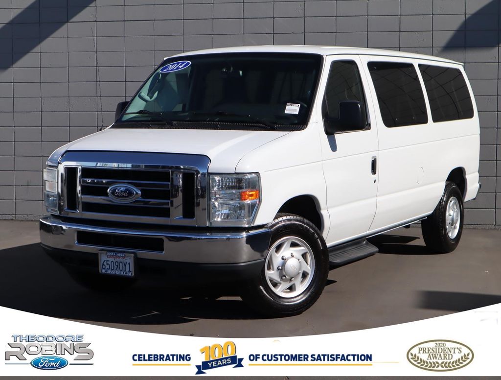 2014 Ford E-350SD XLT