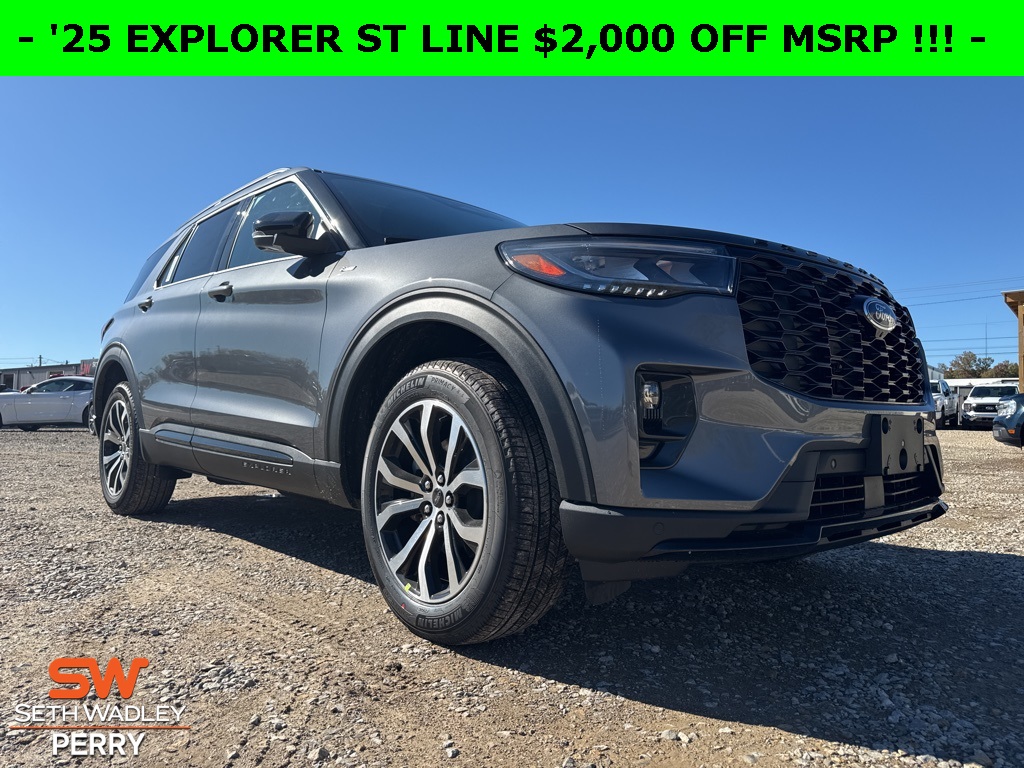 2025 Ford Explorer ST-Line