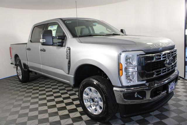 2024 Ford Super Duty F-350 SRW XLT