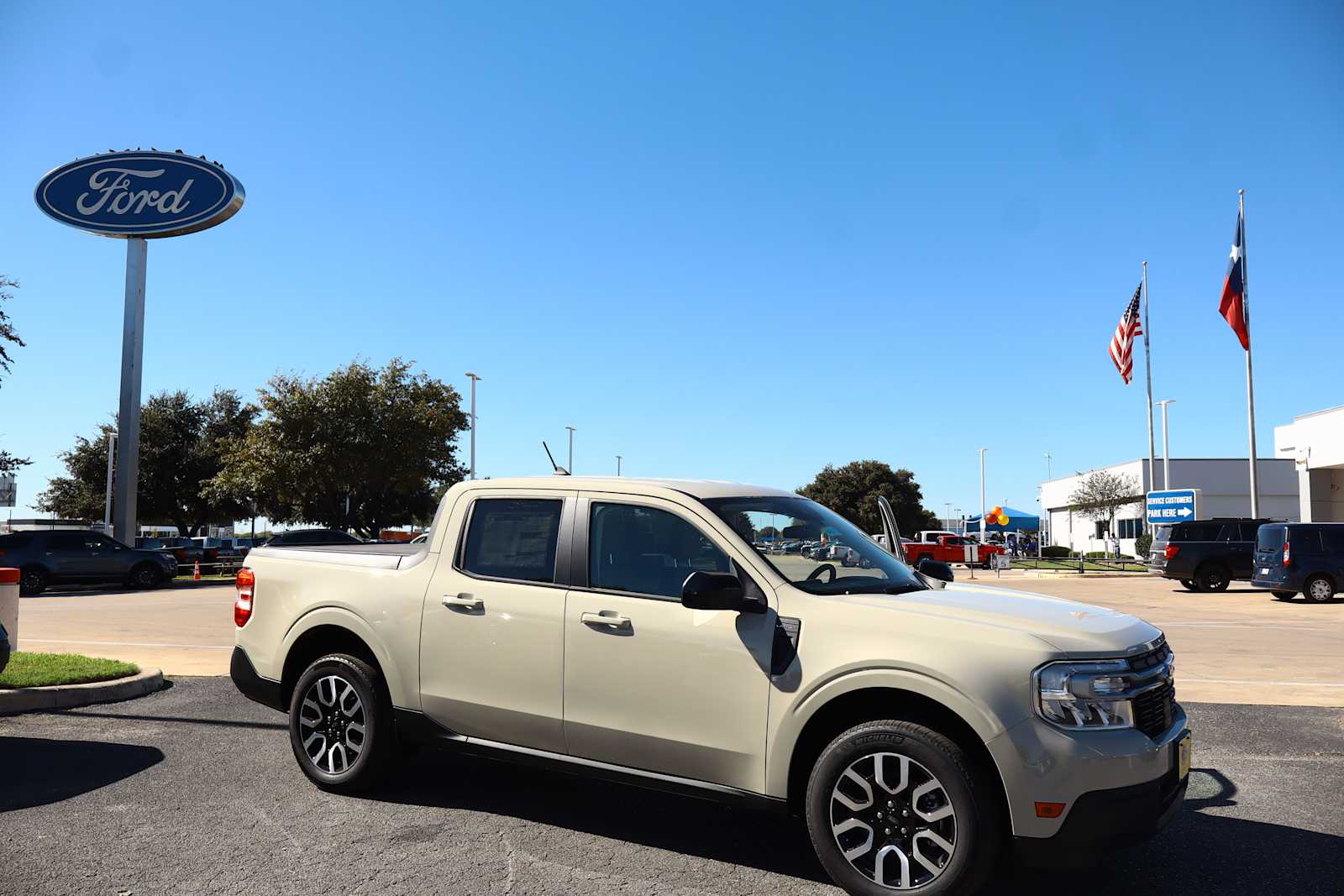 2024 Ford Maverick LARIAT