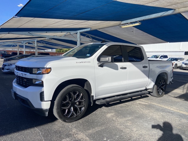 Used 2020 Chevrolet Silverado 1500 Custom with VIN 3GCPWBEF1LG165657 for sale in Irving, TX