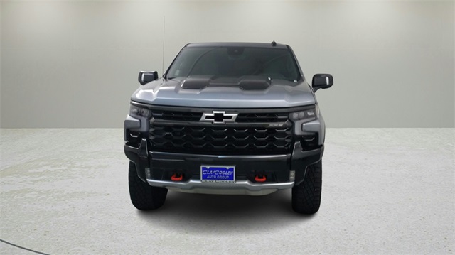 Used 2024 Chevrolet Silverado 1500 ZR2 with VIN 3GCUDHEL0RG137746 for sale in Irving, TX