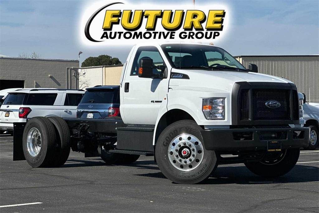 2024 Ford F-750SD Base