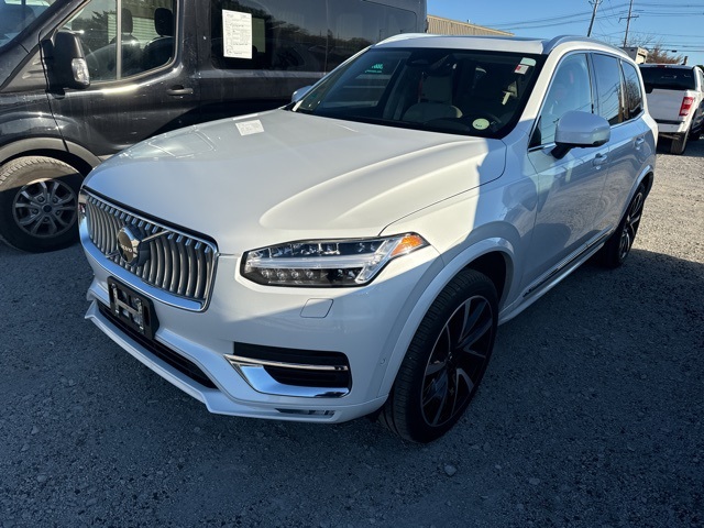 2023 Volvo XC90 B6 Plus 7-Seater