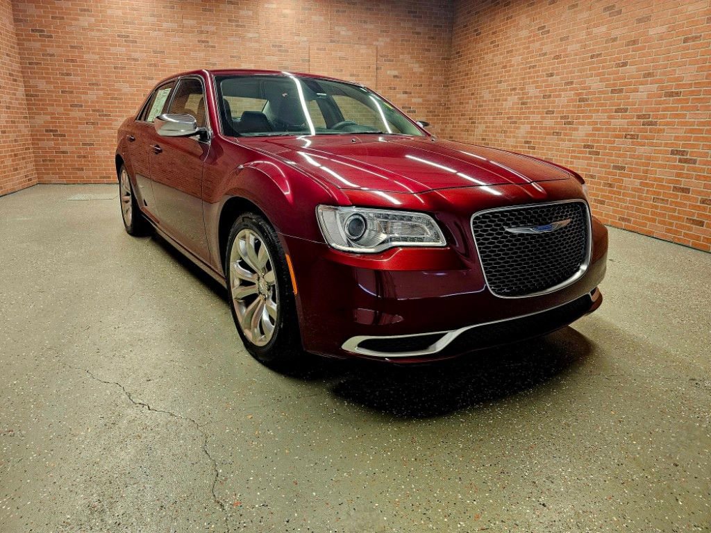 2018 Chrysler 300 Touring