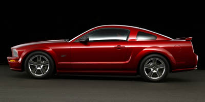 2005 Ford Mustang GT Premium