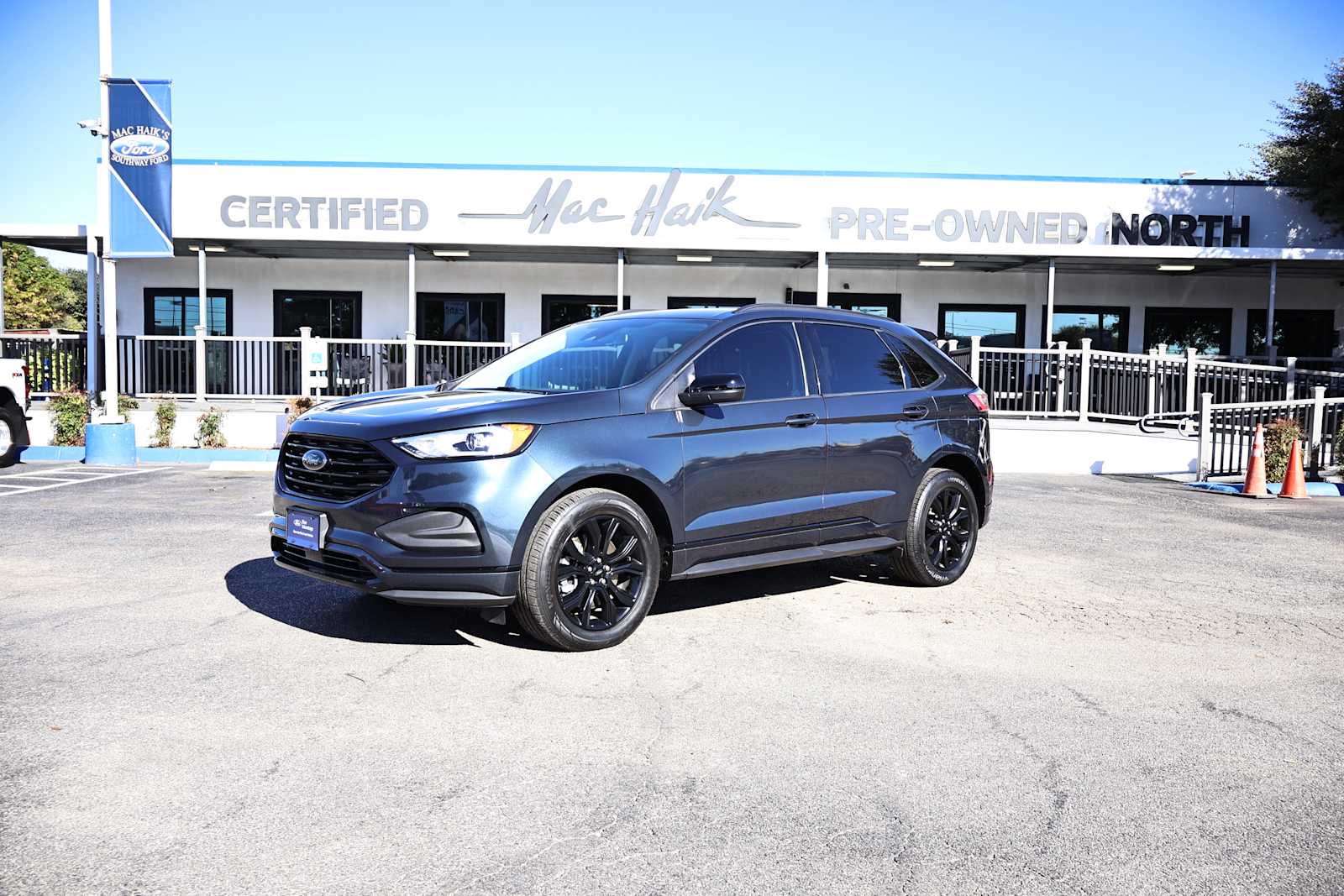 2022 Ford Edge SE