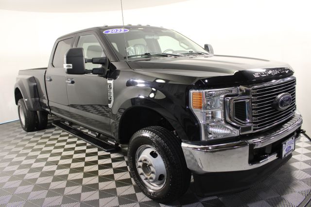 Used 2022 Ford F-350 Super Duty XLT with VIN 1FT8W3DT6NEF29891 for sale in Kansas City