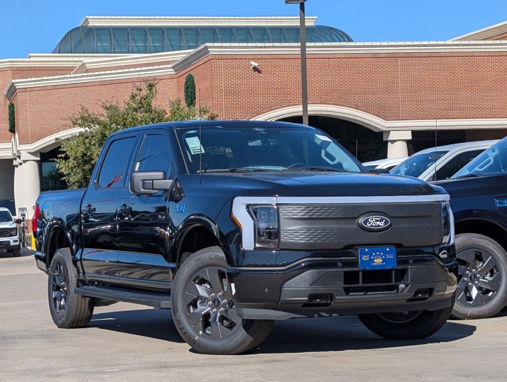 2024 Ford F-150 Lightning Flash