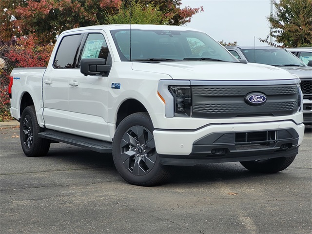 2024 Ford F-150 Lightning Flash