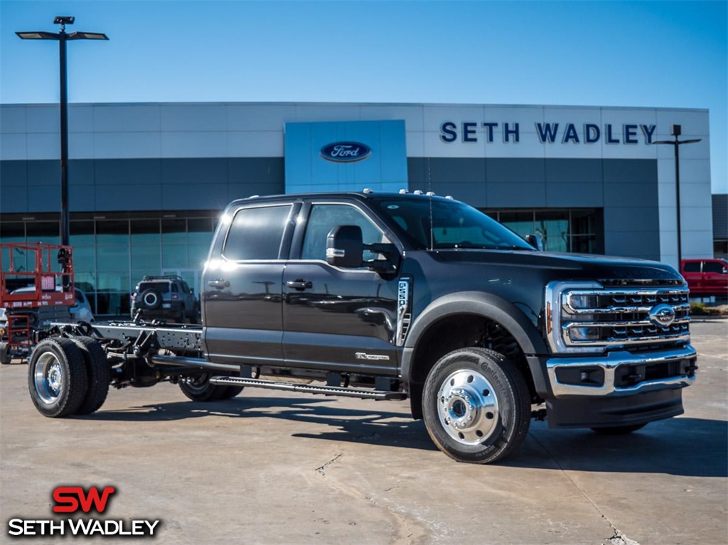 2024 Ford F-550SD LARIAT