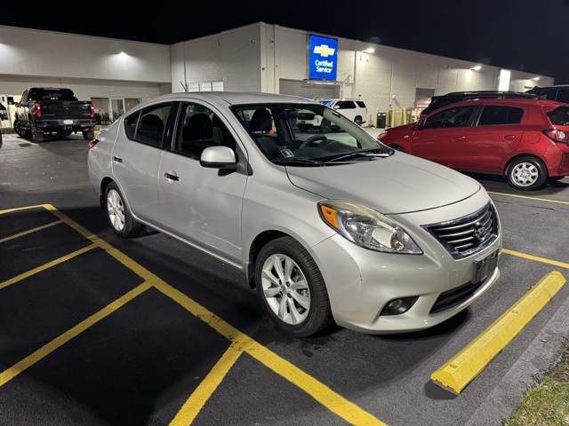 2014 Nissan Versa 1.6 SL