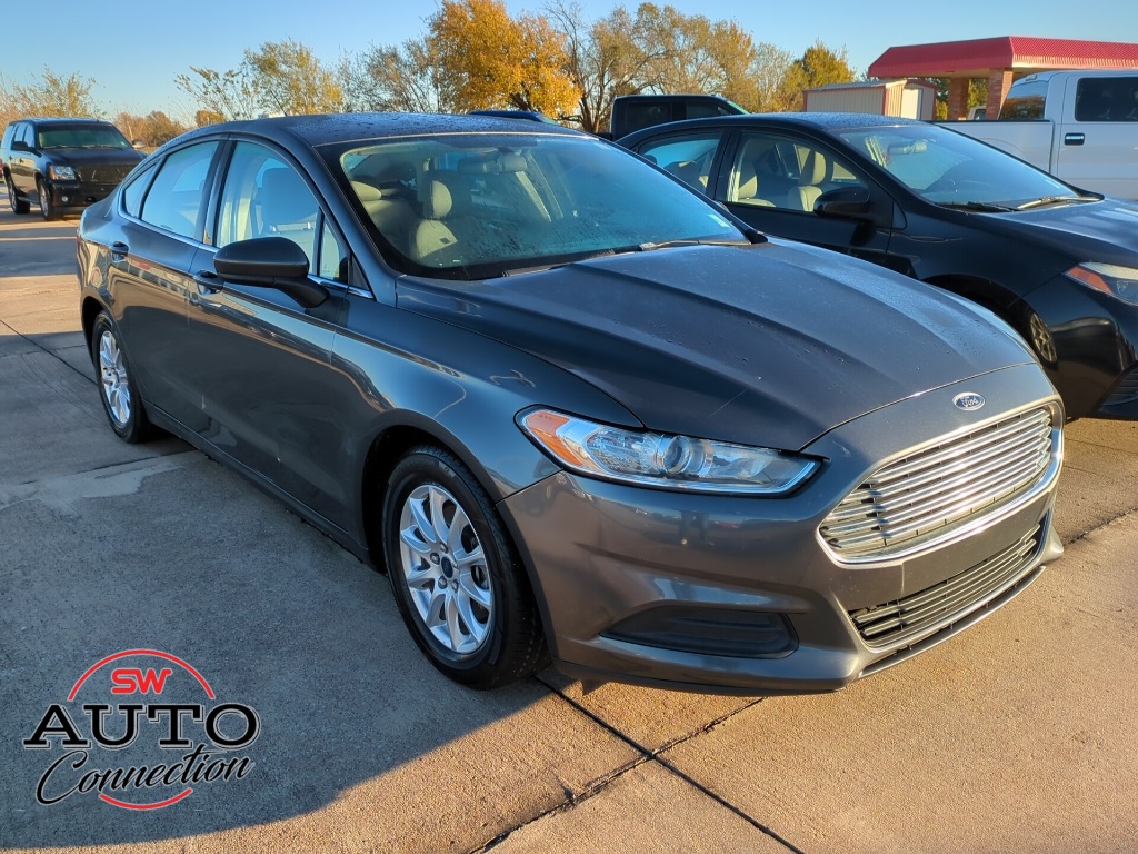 2016 Ford Fusion S