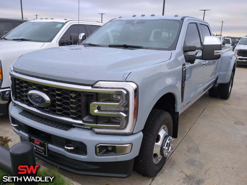 2024 Ford F-350SD Platinum