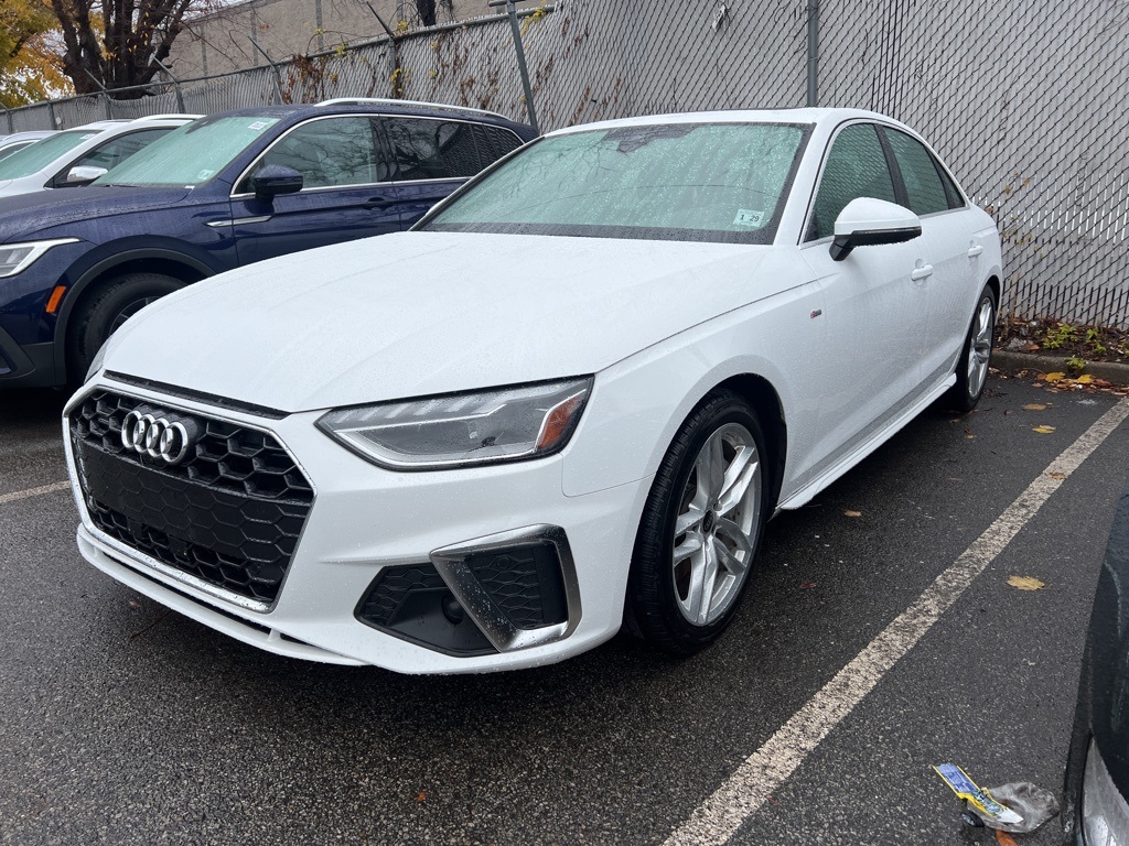 2024 Audi A4 45 S line Premium Plus