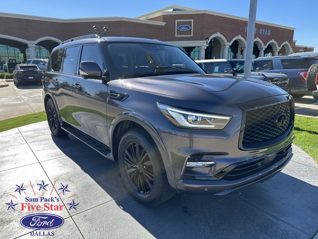 2022 INFINITI QX80 LUXE