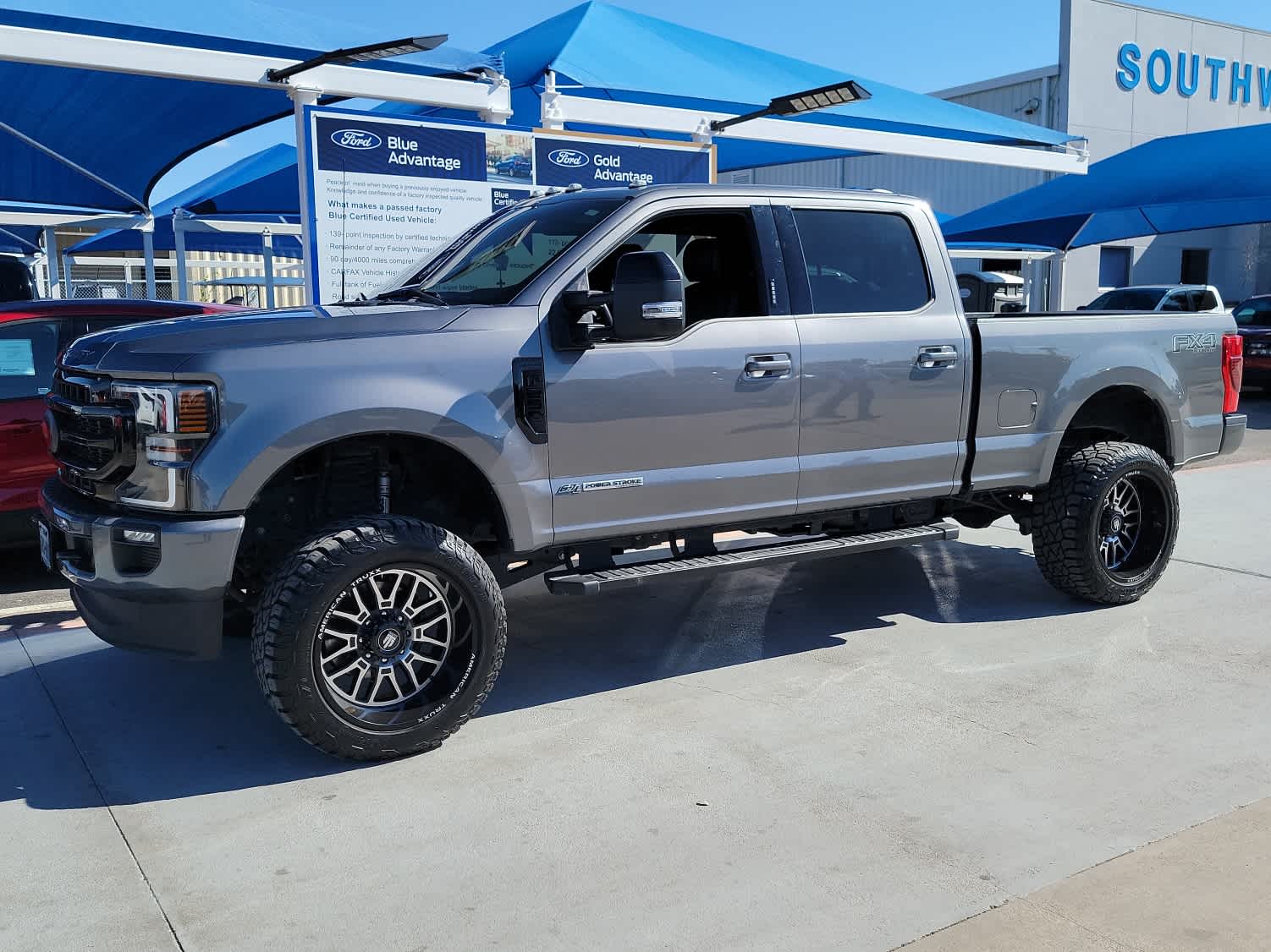 2022 Ford Super Duty F-250 SRW LARIAT