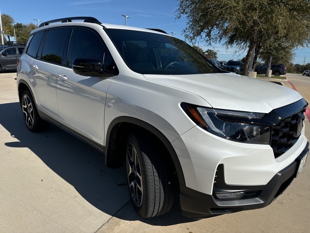 2023 Honda Passport Elite