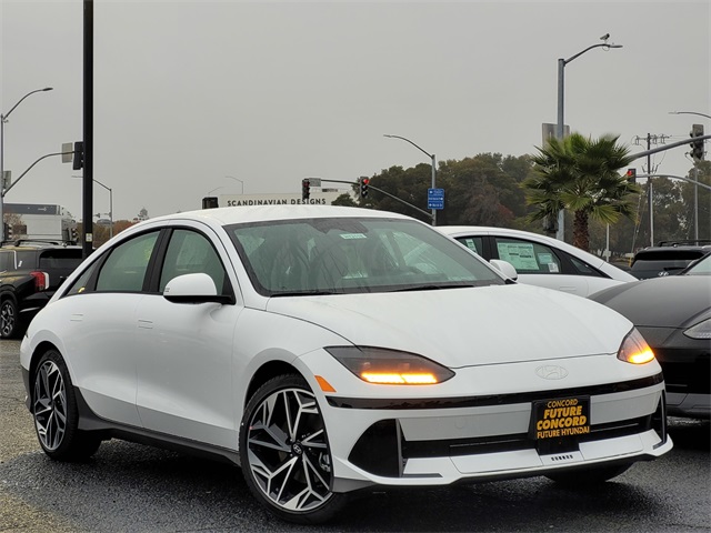 2025 Hyundai Ioniq 6 SEL