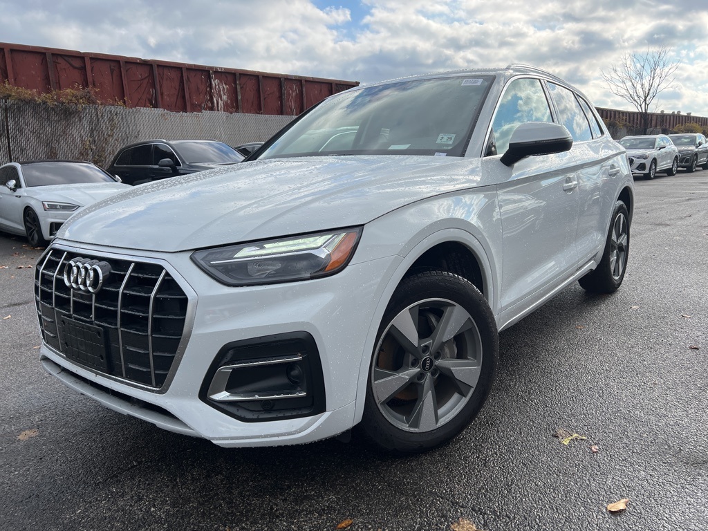 2024 Audi Q5 40 Premium Plus