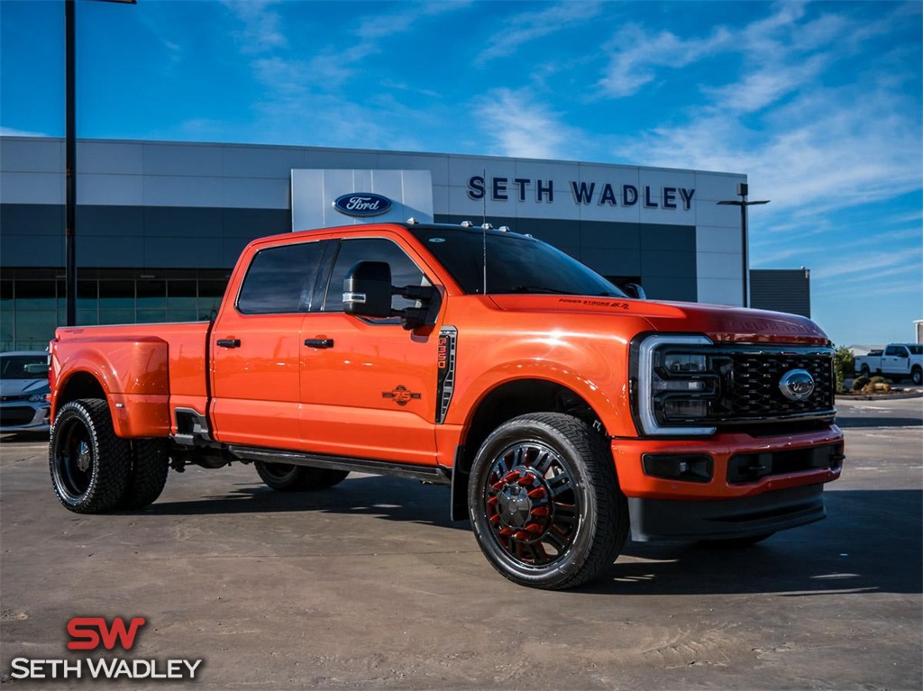 2023 Ford F-350SD Platinum