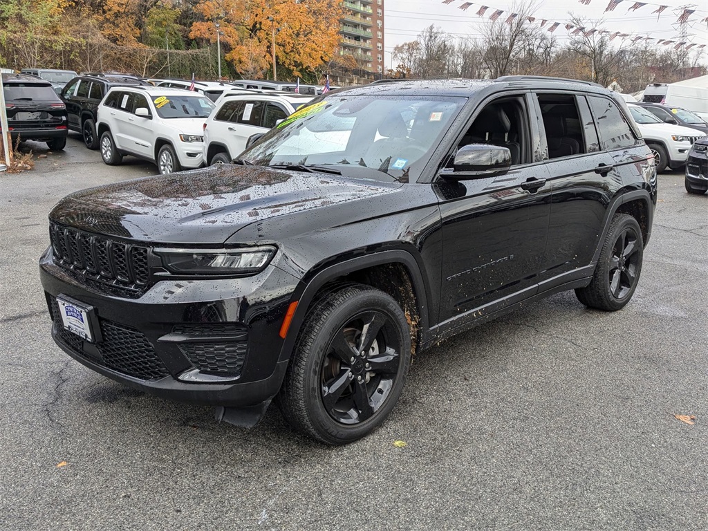 2023 Jeep Grand Cherokee Altitude