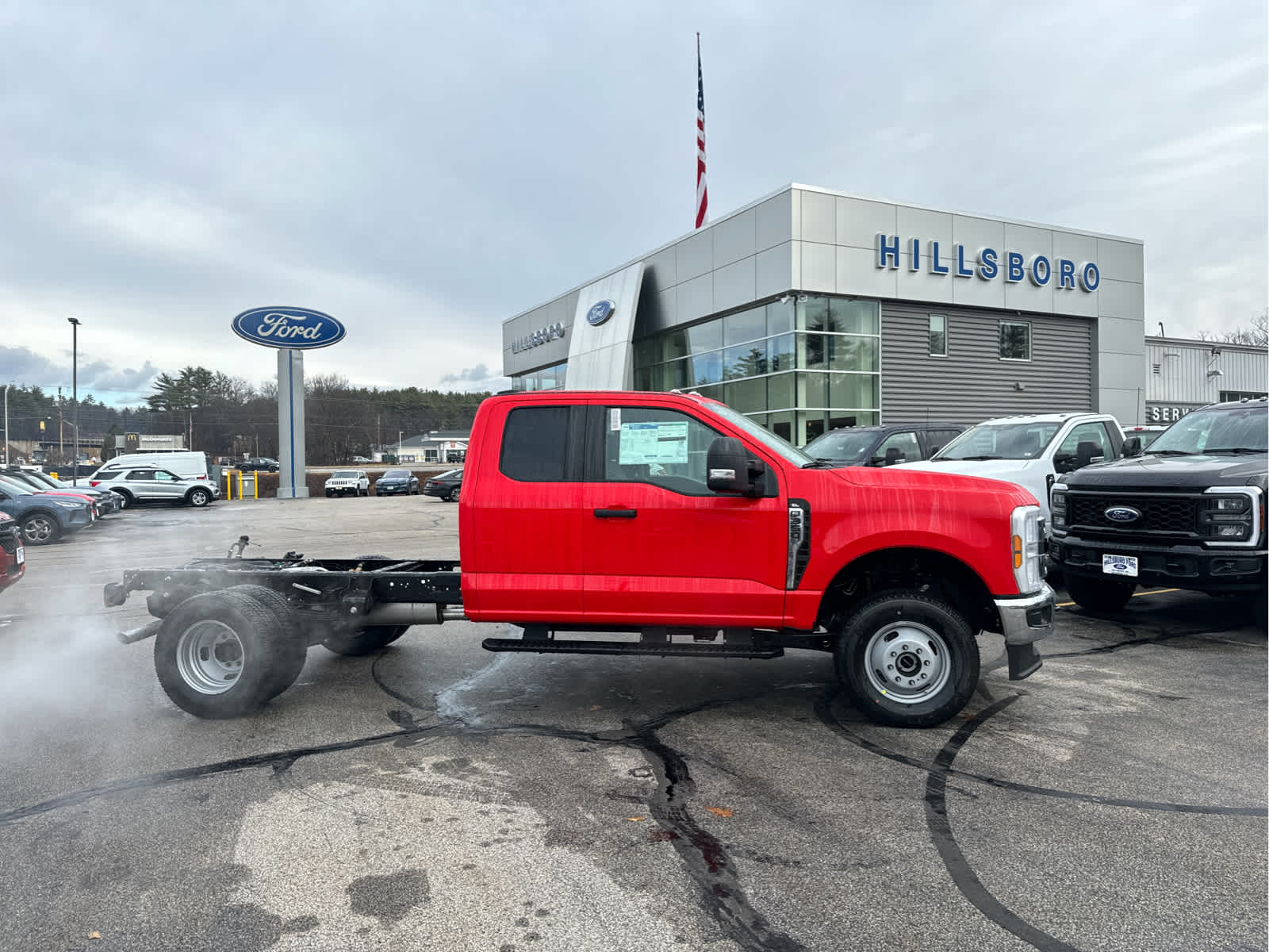 2024 Ford Super Duty F-350 DRW XL 4WD SuperCab 168 WB 60 CA