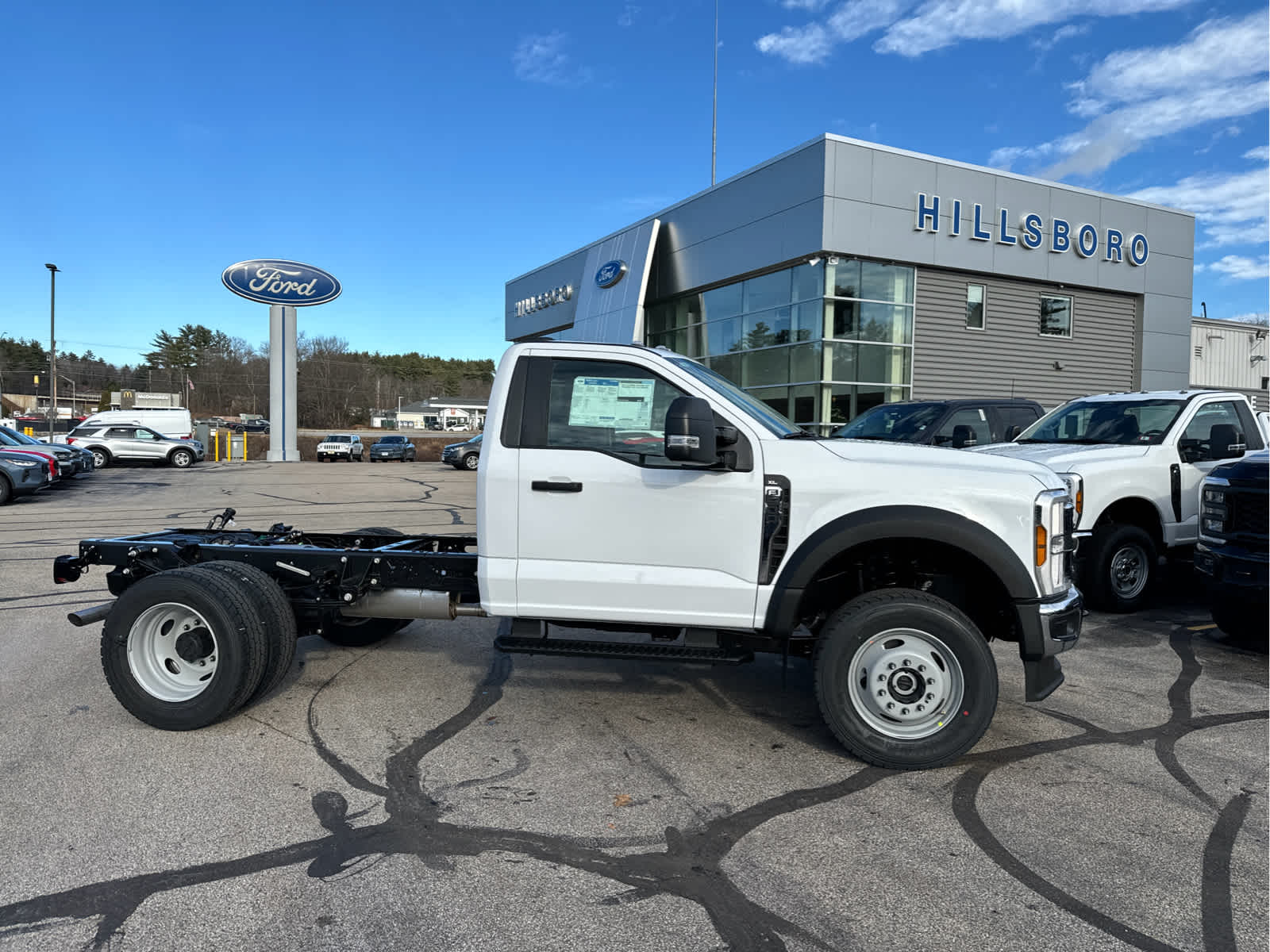 2024 Ford Super Duty F-600 DRW XL 4WD Reg Cab 145 WB 60 CA