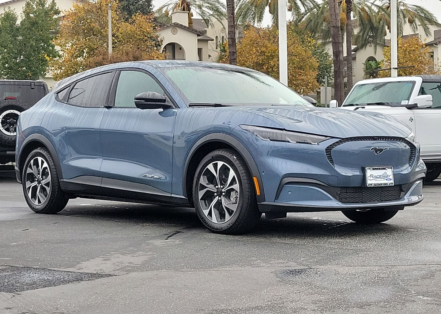 2024 Ford Mustang Mach-E Select AWD's photo