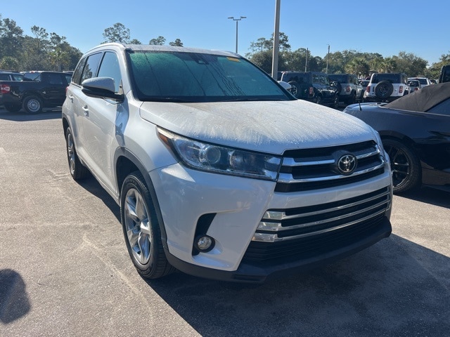 2017 Toyota Highlander Limited