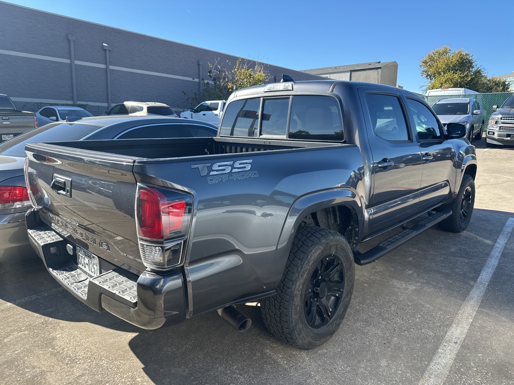 Used 2022 Toyota Tacoma SR with VIN 3TYAX5GN3NT061771 for sale in Irving, TX