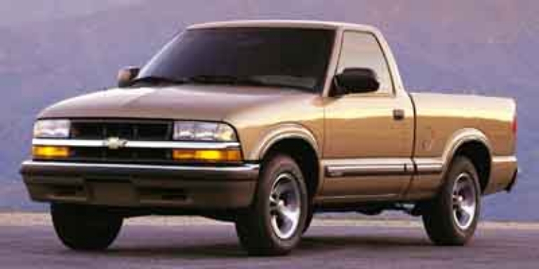 2002 Chevrolet S-10 LS