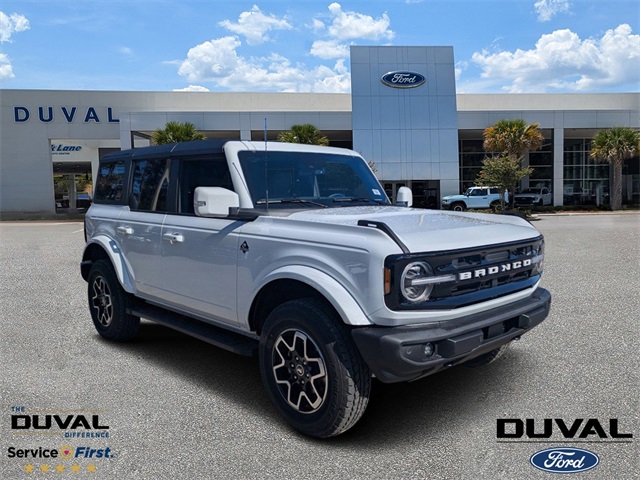 2024 Ford Bronco Outer Banks