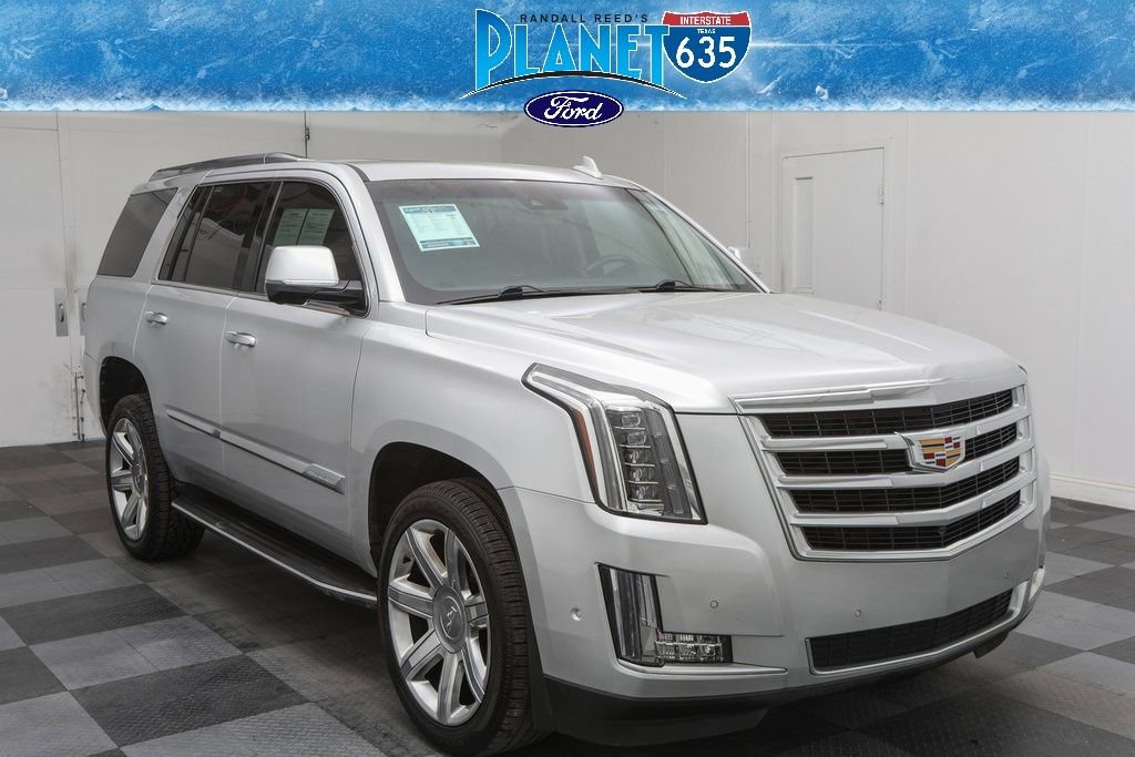 2017 Cadillac Escalade Luxury