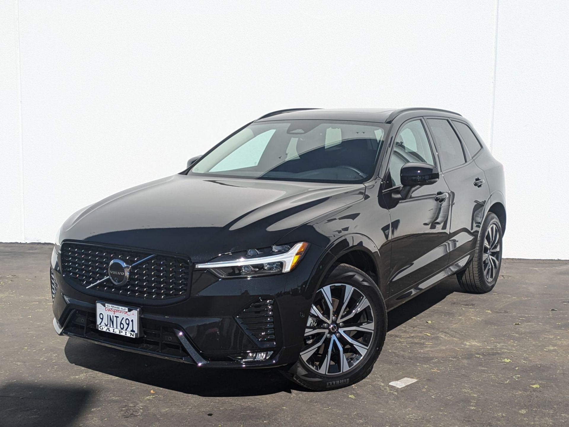 2024 Volvo XC60 B5 Plus Dark Theme