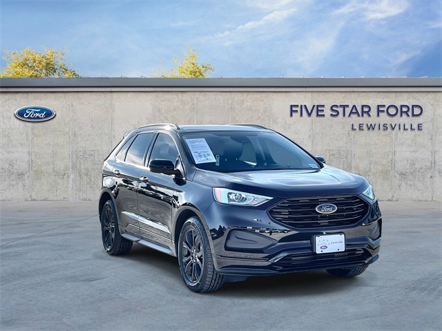 2022 Ford Edge SE