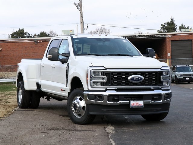 2024 Ford F-350SD LARIAT