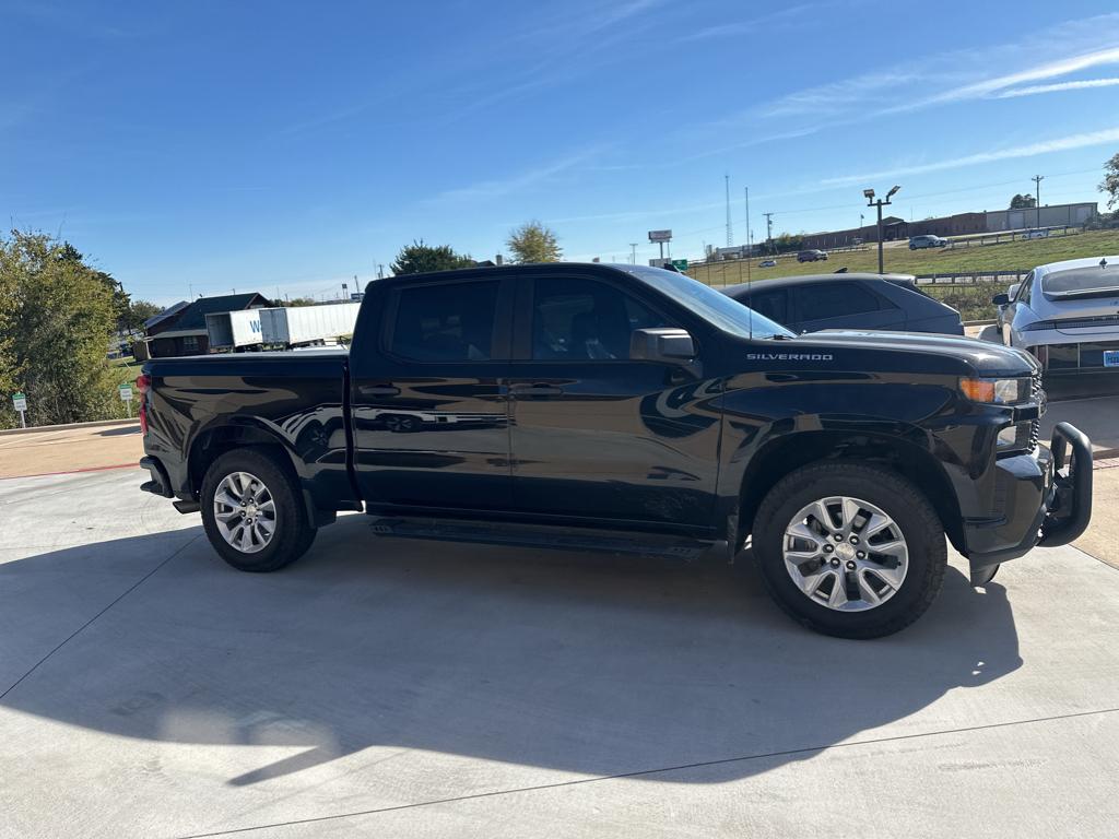 2020 Chevrolet Silverado Custom