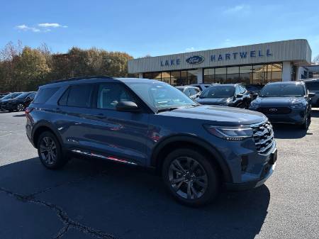 2025 Ford Explorer Active