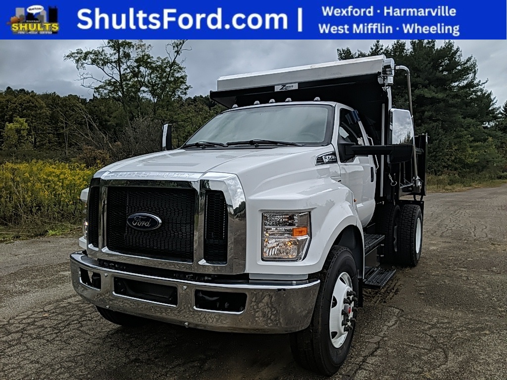 2024 Ford F-750SD Base