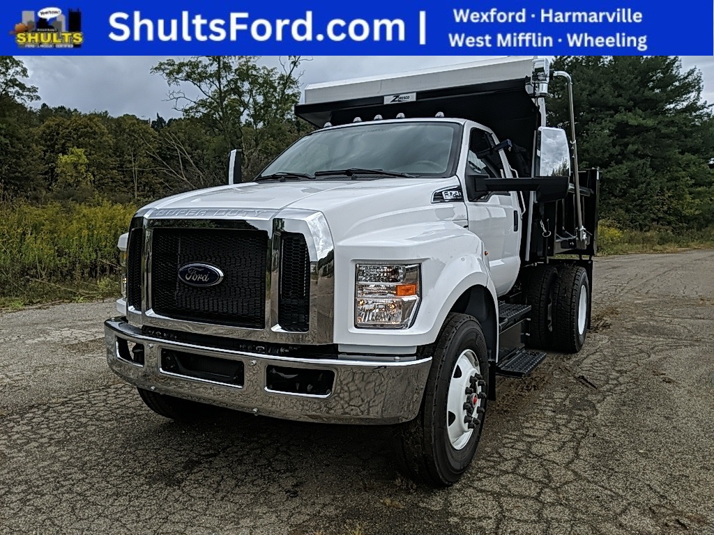 2024 Ford F-750SD Base