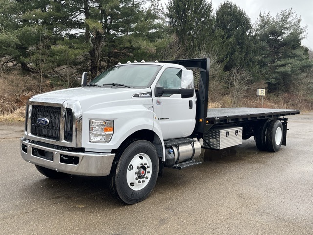 2024 Ford F-750SD Base