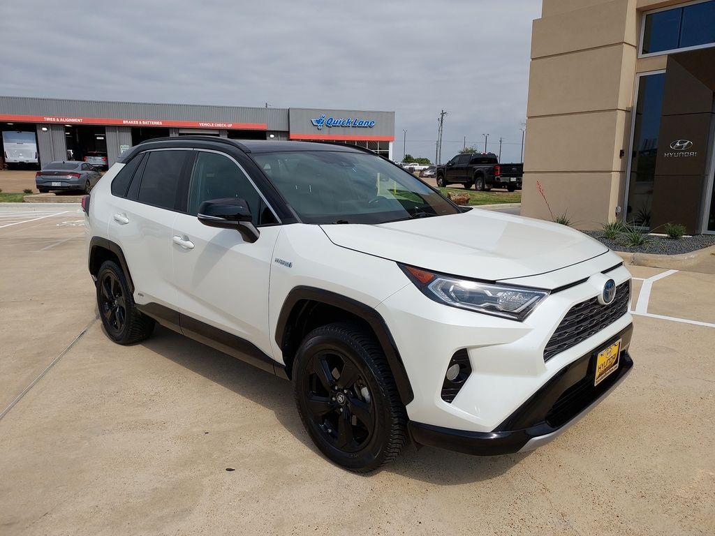 2019 Toyota RAV4 Hybrid XSE