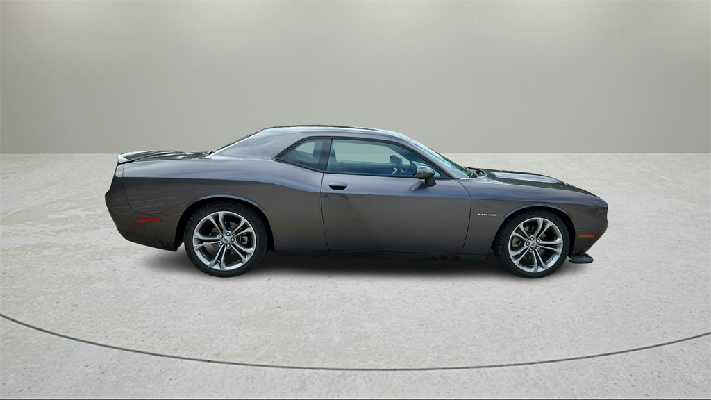 Used 2022 Dodge Challenger R/T with VIN 2C3CDZBT9NH122280 for sale in Irving, TX