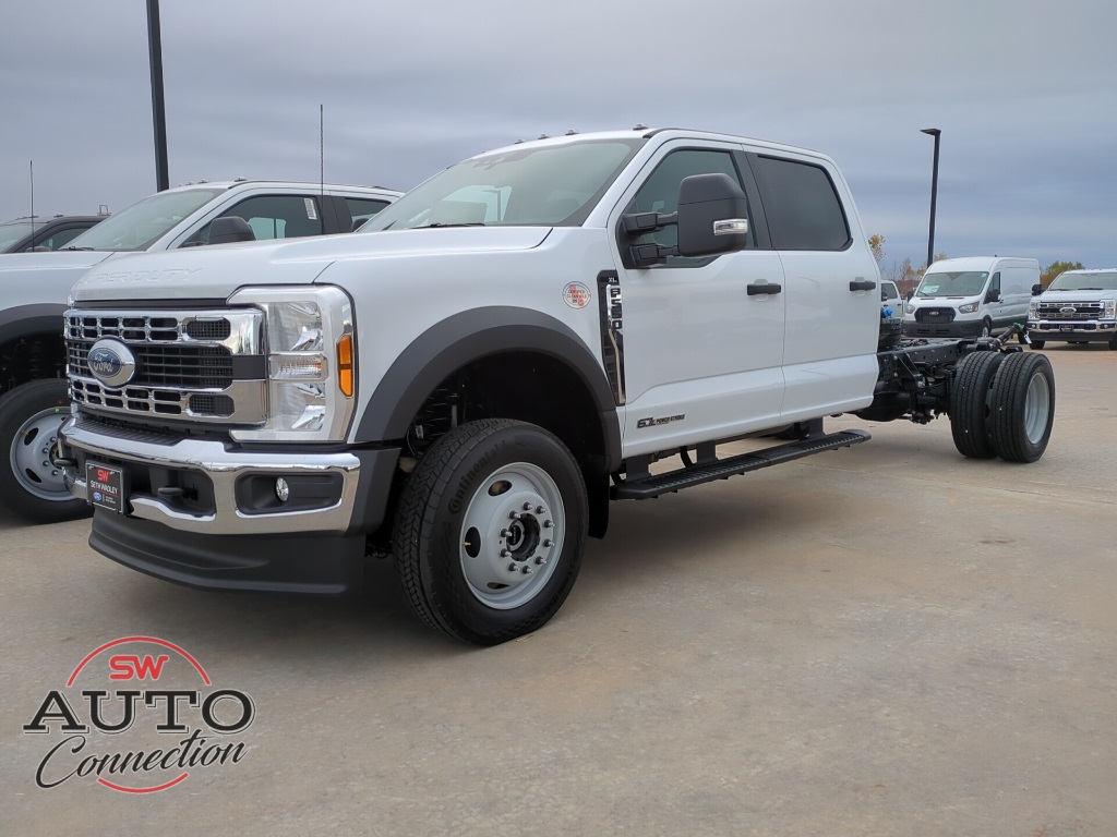 2024 Ford F-550SD XL