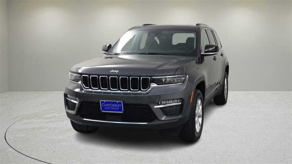 Used 2022 Jeep Grand Cherokee Limited with VIN 1C4RJGBG7N8555947 for sale in Irving, TX